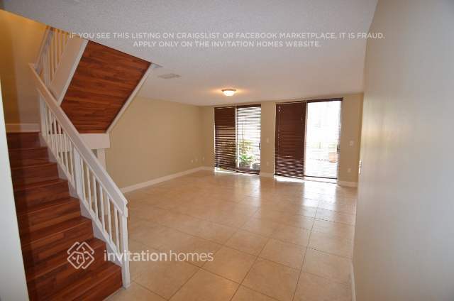 Foto del edificio - 5141 NW 102nd Ct