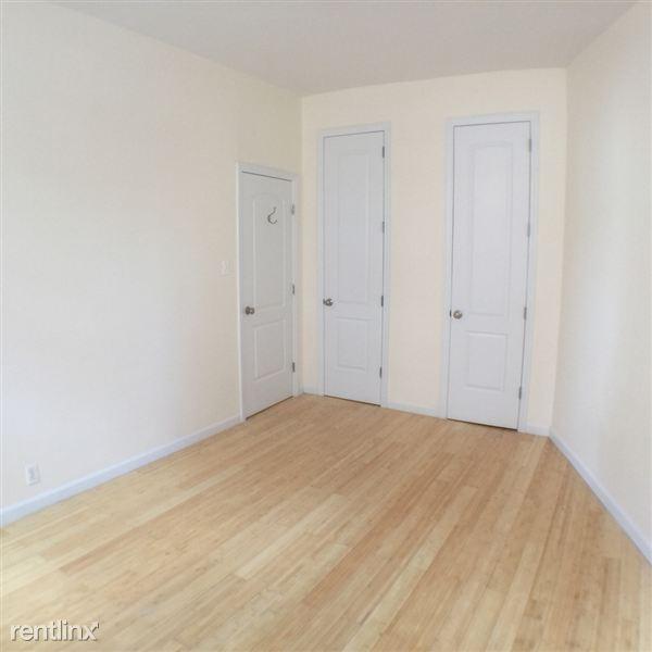 Building Photo - 217 E 25th St