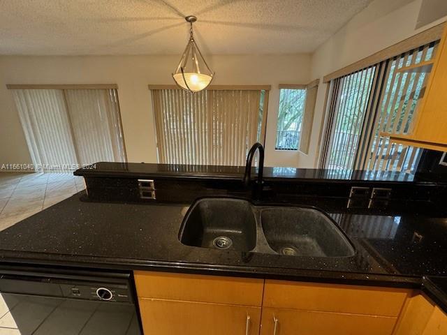 Foto del edificio - 4715 SW 62nd Ave