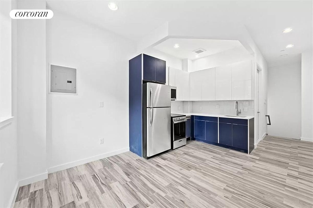 Foto principal - 59 W 128th St