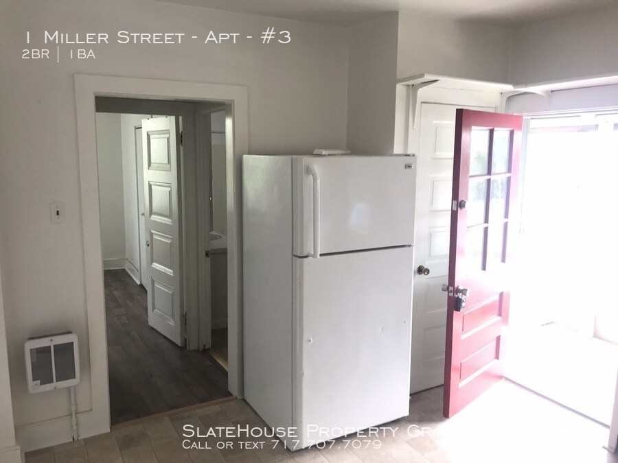 Primary Photo - Great Downtown Strasburg Location!