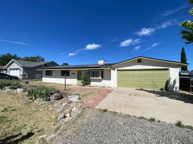 Building Photo - 3050 N Date Creek Dr