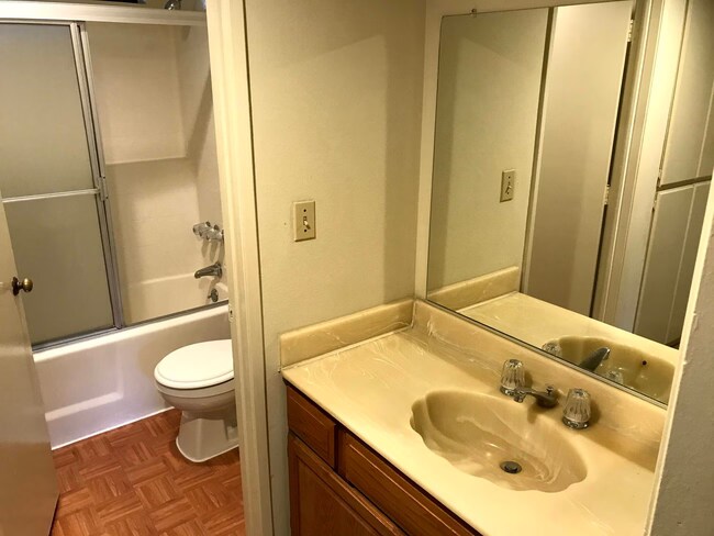 Foto del edificio - 1830 N Verdugo Rd