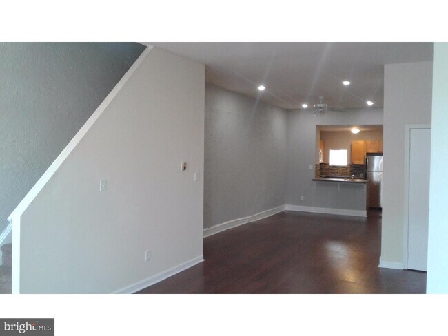 Building Photo - 437 W Ritner St