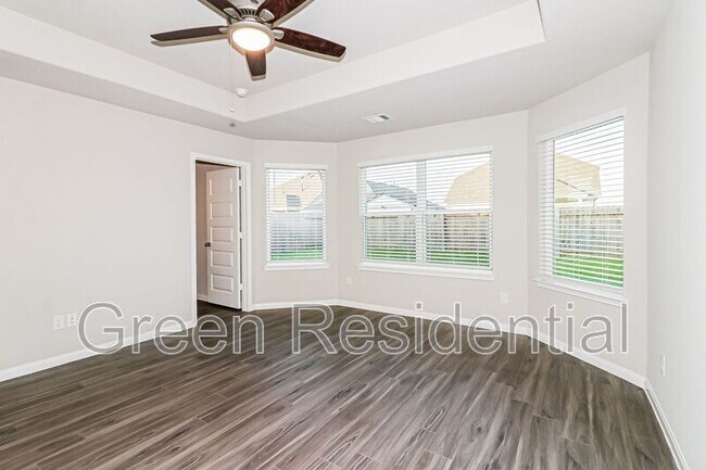 Foto del edificio - 5127 Shelby Katherine Dr