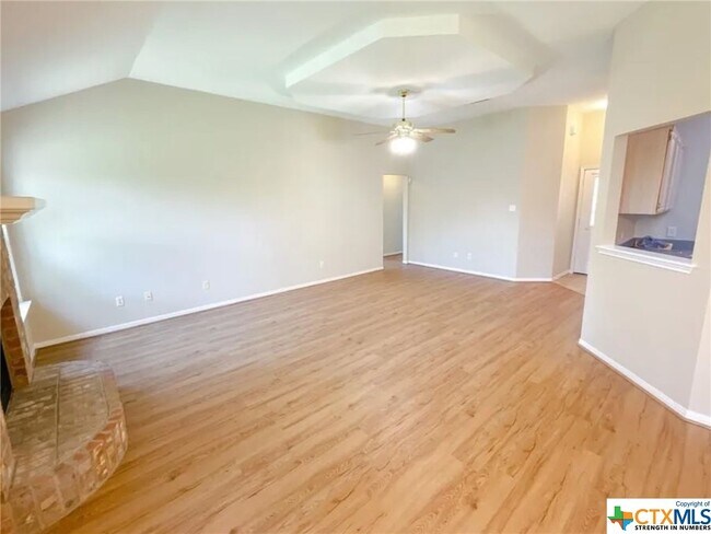 Foto del edificio - 4301 Mallard Ln