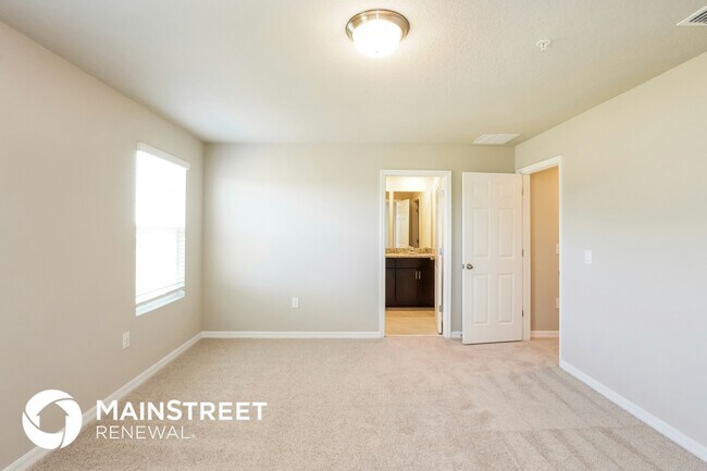 Building Photo - 2495 Sweet Viburnum Wy