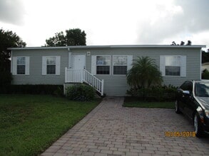 Building Photo - 2908 NW 64th Terrace