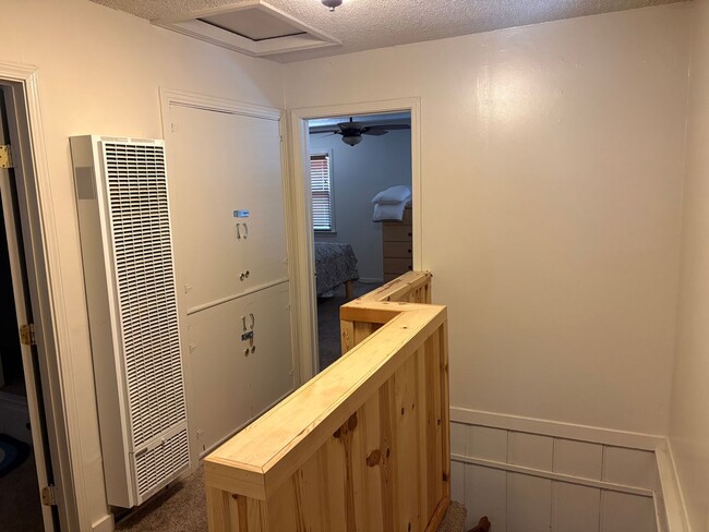 Building Photo - 3804 Alder Ave