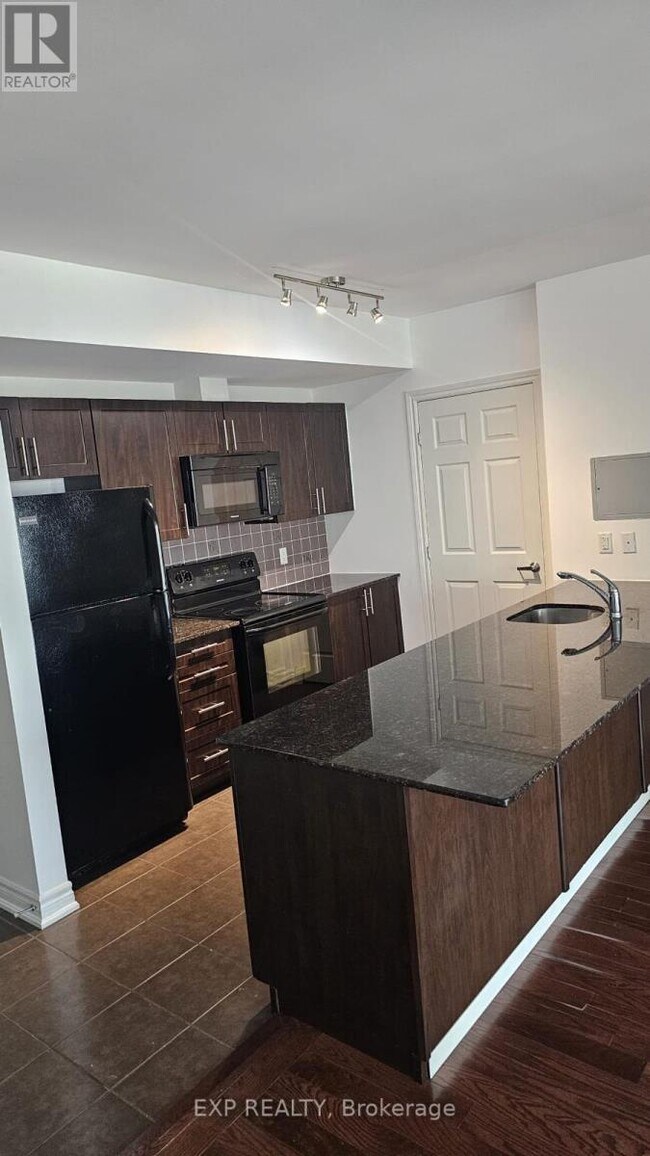 Photo du bâtiment - 234-1234 Rideau St