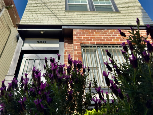 Building Photo - 3641 West St