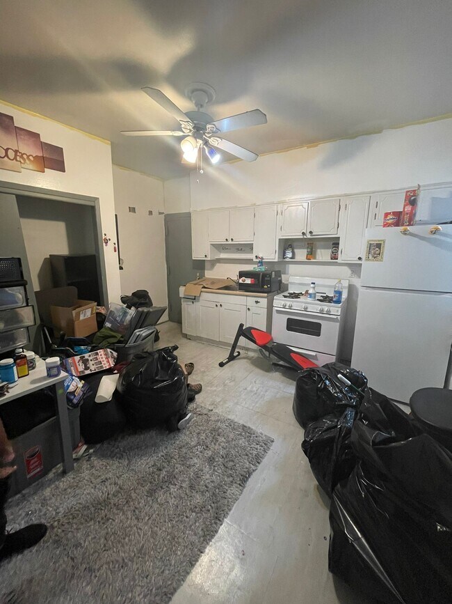 Building Photo - 3842 Flatlands Ave