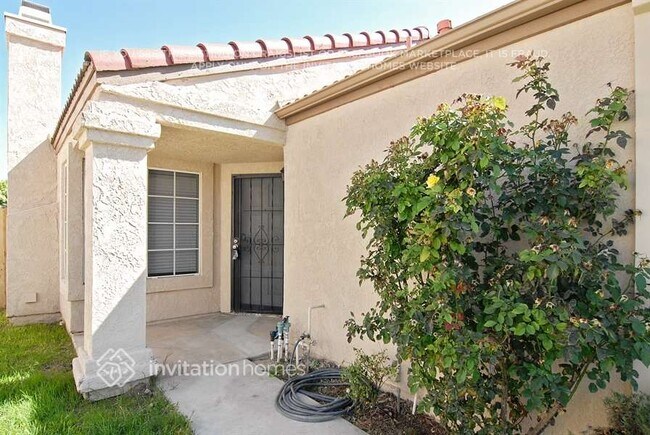 Foto del edificio - 1529 Ashbury Way