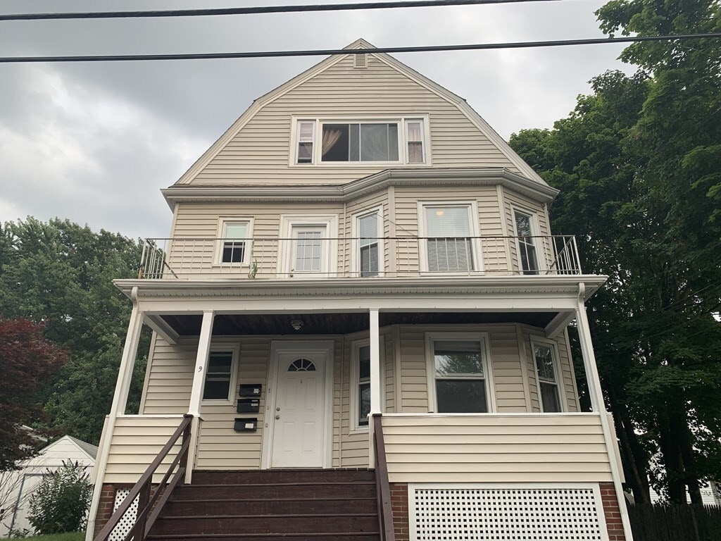 Primary Photo - 9 Warwick St