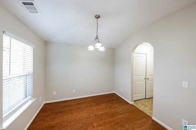 Foto del edificio - 6551 Cathwick Way