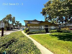 Building Photo - 2141 Swan Ct
