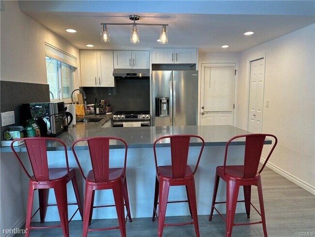 Building Photo - 4 br, 2.5 bath House - 20758 Divonne Dr 1