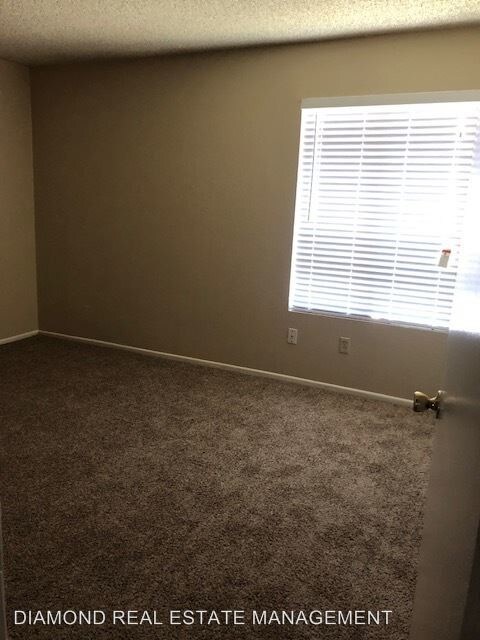 Building Photo - 6708 N Half Moon Dr