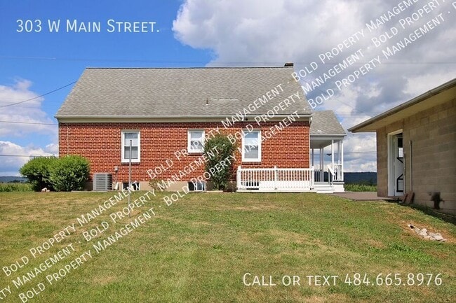 Building Photo - 303 W Main St