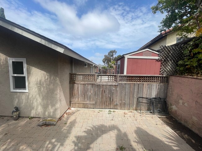 Building Photo - 378 Bay Leaf Dr