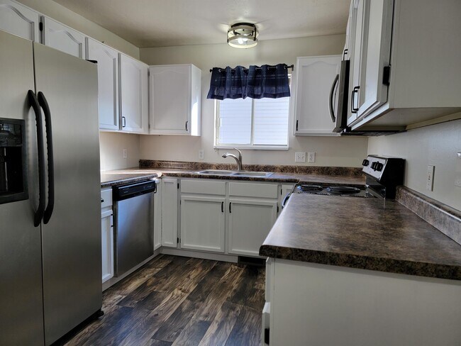 Foto del edificio - 7252 Wimbledon Ridge Ln
