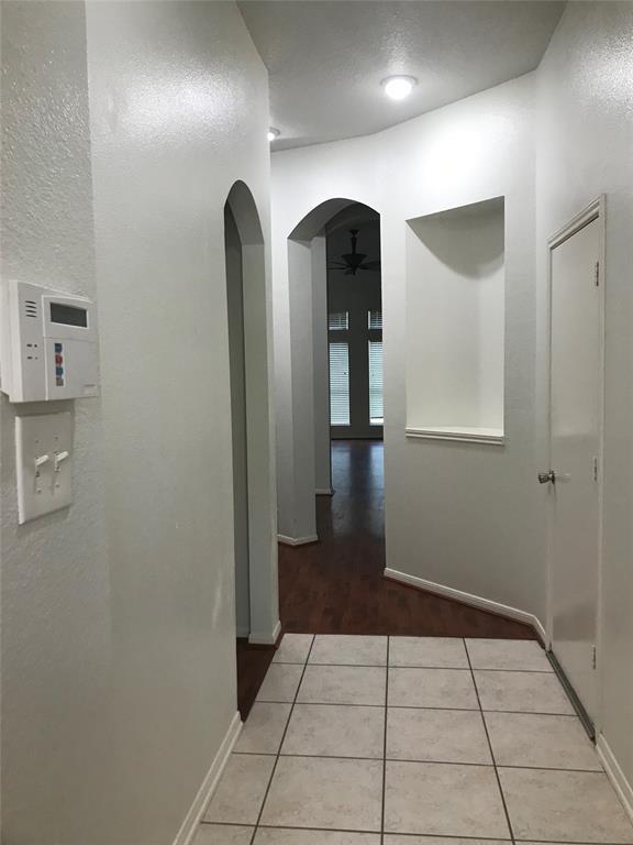Building Photo - 4715 Schiller Park Ln
