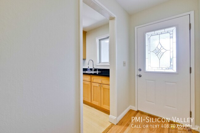 Foto del edificio - 807 Killarney CT: Great Home!