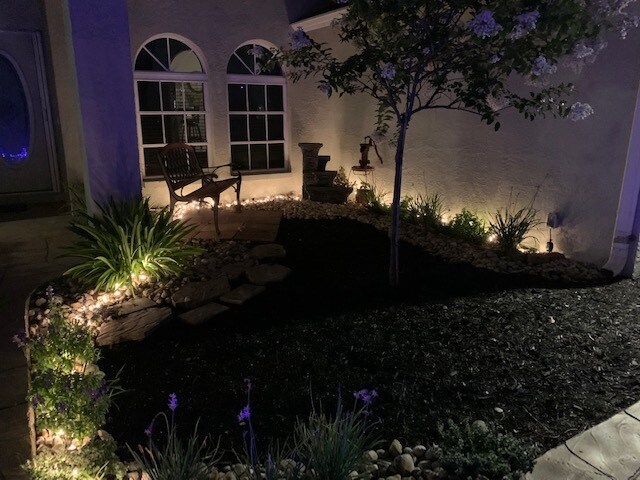 Patio de noche - 704 SW 11th Pl