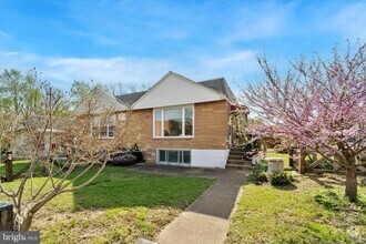 Building Photo - 8601 Bustleton Ave
