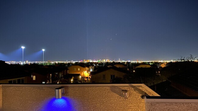 Building Photo - 1161 Campassole Ct
