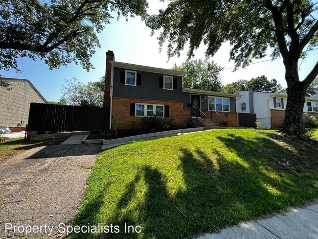 Foto del edificio - 3 br, 3 bath House - 6709 Lamont Drive