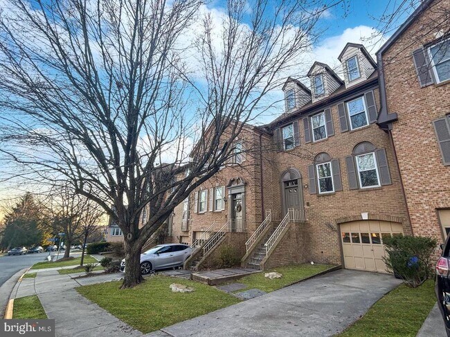 Foto del edificio - 7338 Mallory Ln