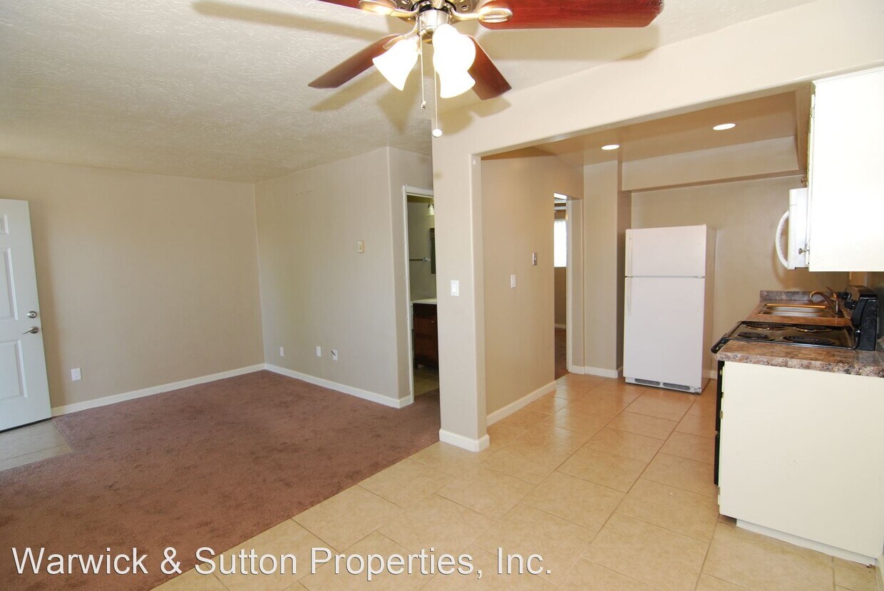 Primary Photo - 216 Del Mar Ave
