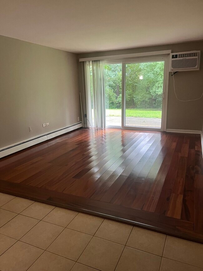 Foto del edificio - 8429 101st Terrace