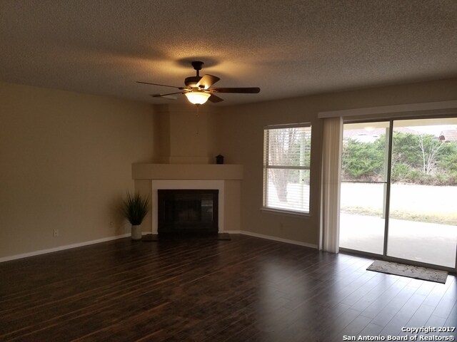 Building Photo - 6803 Misty Field Dr