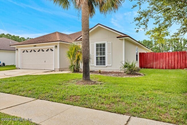 Building Photo - 12895 Bentwater Dr