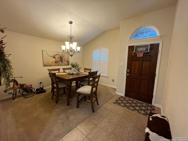 Foto del edificio - 8502 Mexican Alder