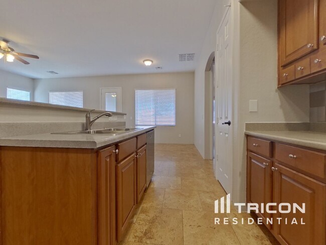 Building Photo - 25702 W Williams Ct