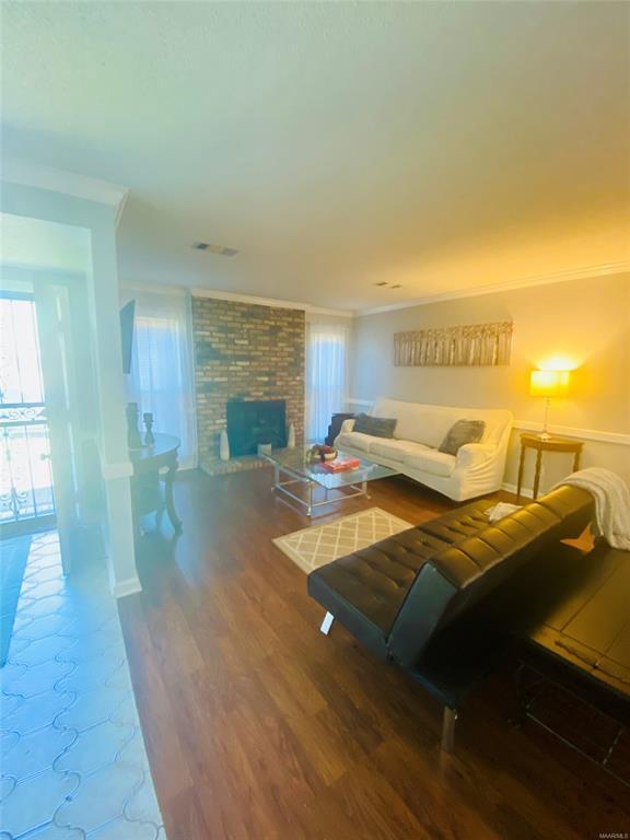 Foto del edificio - 3050 Sutton Dr