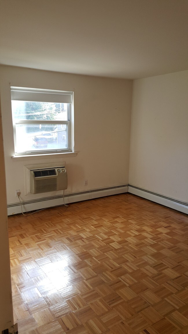 Main Line Court Rentals Bala Cynwyd, PA