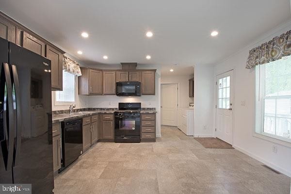 Building Photo - 16 Loxley Ln