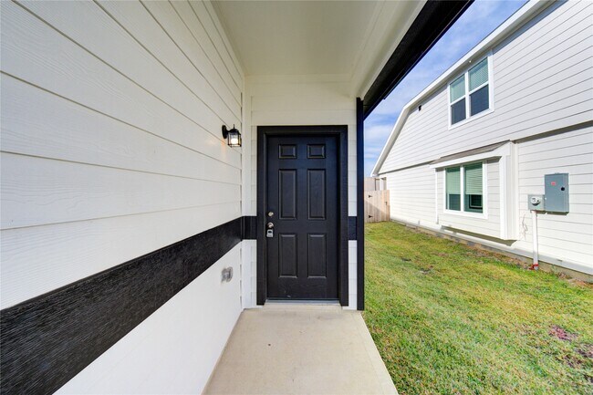 Foto del edificio - 13321 Burbot Dr