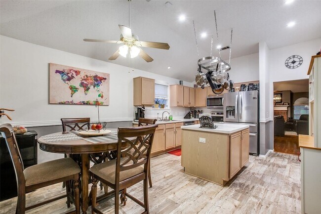 Foto del edificio - 1309 Aspen Ln