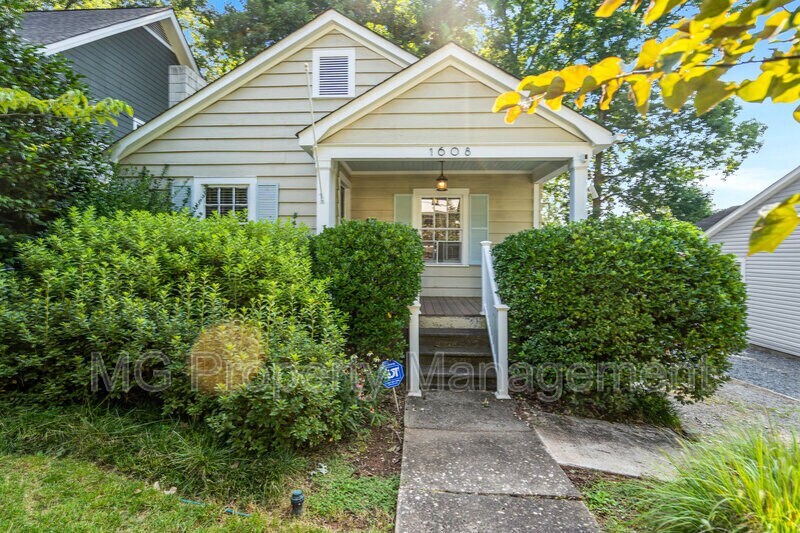 Primary Photo - 1608 Onslow Dr