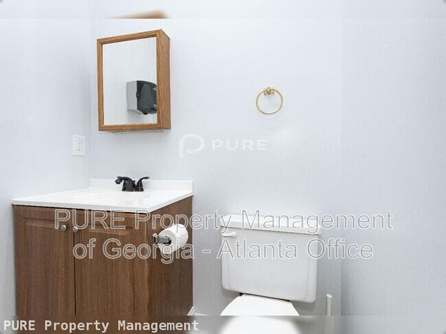 Foto del edificio - 7175 Jonesboro Rd