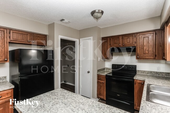 Foto del edificio - 231 Myrtle Dr