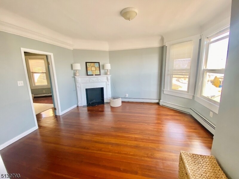 Primary Photo - 45 Watson Ave