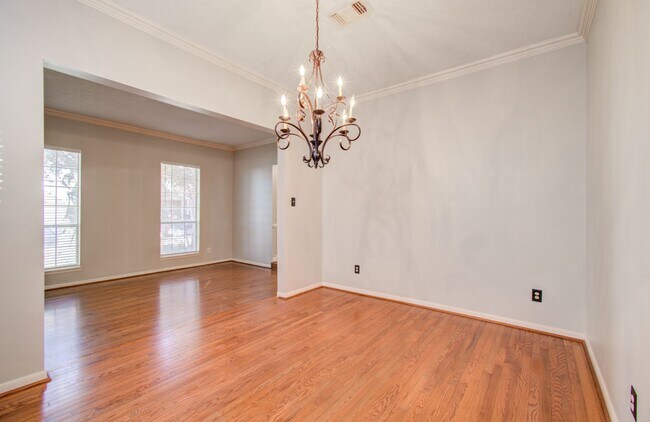 Foto del edificio - 4 beds luxury and comfort house in Energy ...
