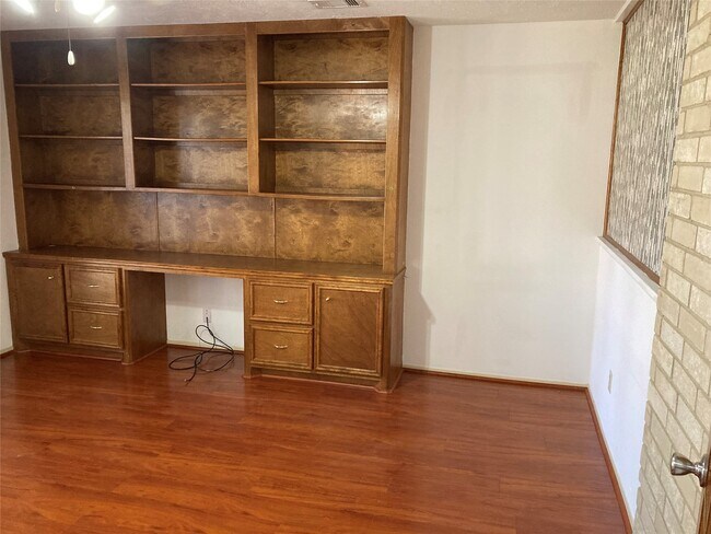 Foto del edificio - 2906 Green Fields Dr