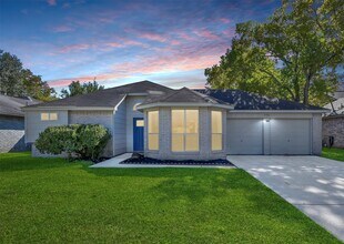 Building Photo - 2306 Piddler Dr